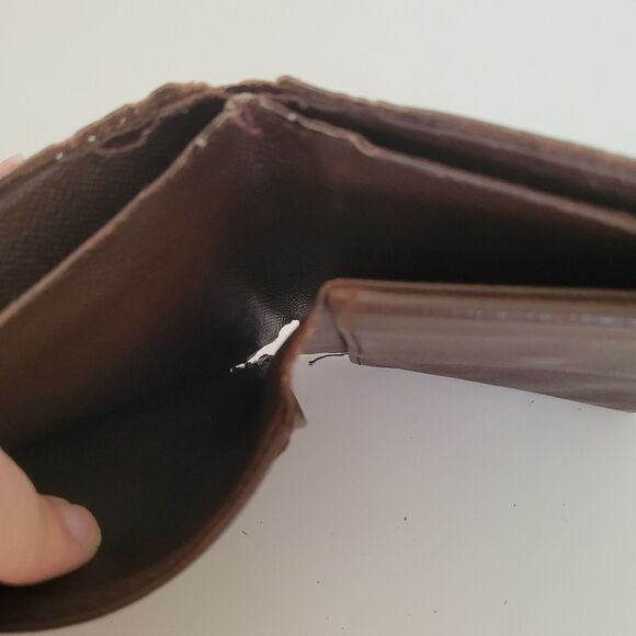 Vintage Louis Vuitton Men's LV Brown Bi-Fold Damier Leather Wallet Damaged Fair - Picture 6 of 14